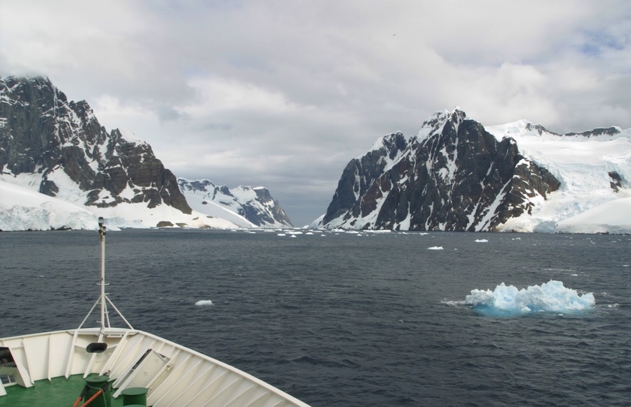 Lemaine Channel and Port Lockroy 12/13/2016