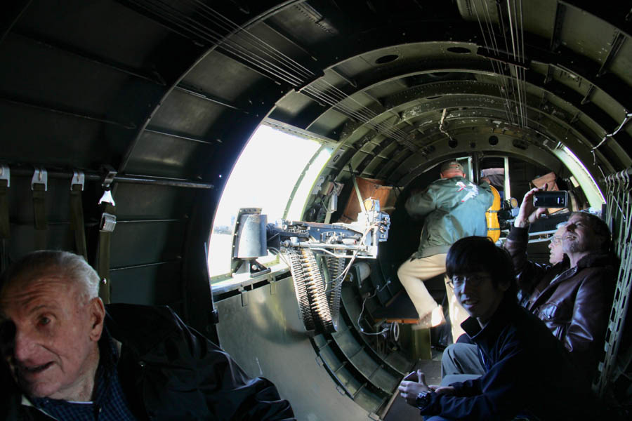 Hans and John go flying in a B-17 flight 2/4/2017