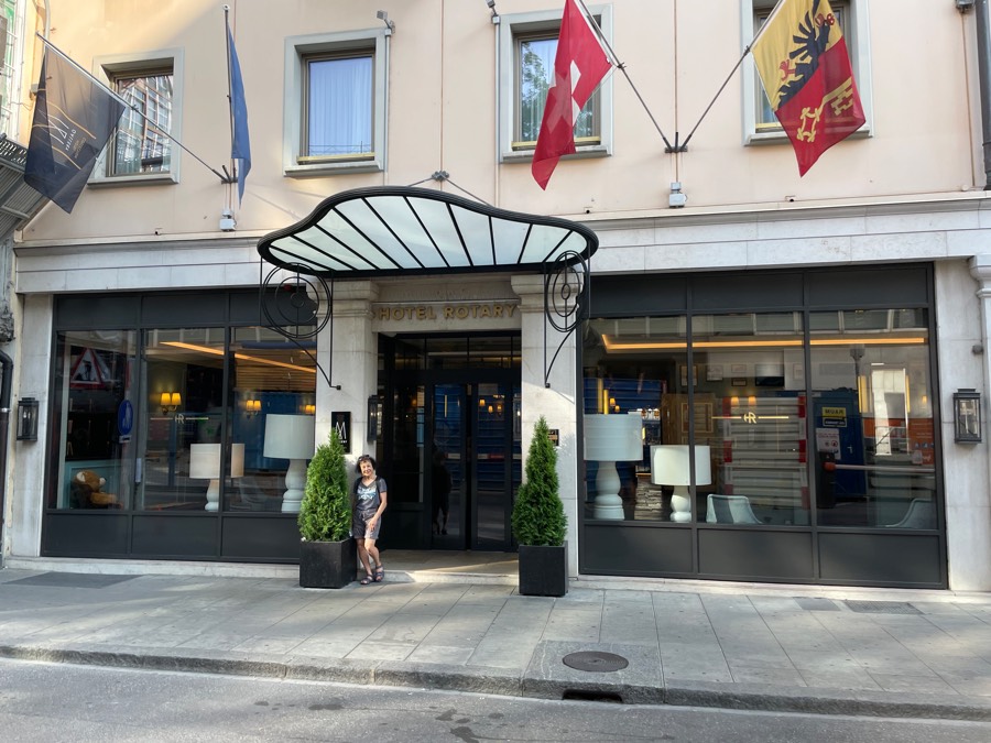 2025-08 Bob & Donna Go To Europe