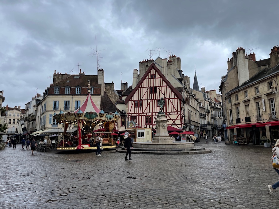 2025-08 Bob & Donna Go To Europe