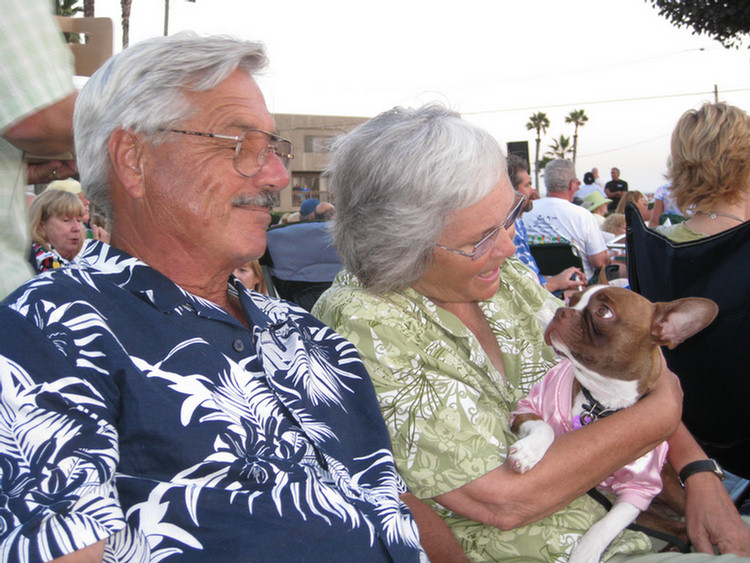 Seal Beach concert with the Elm Stret Band