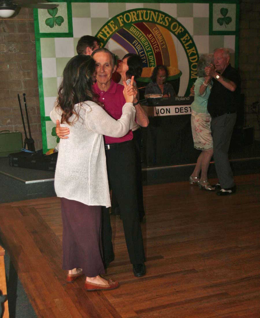 Lisa &  Fiona join us at the Elks September 7th