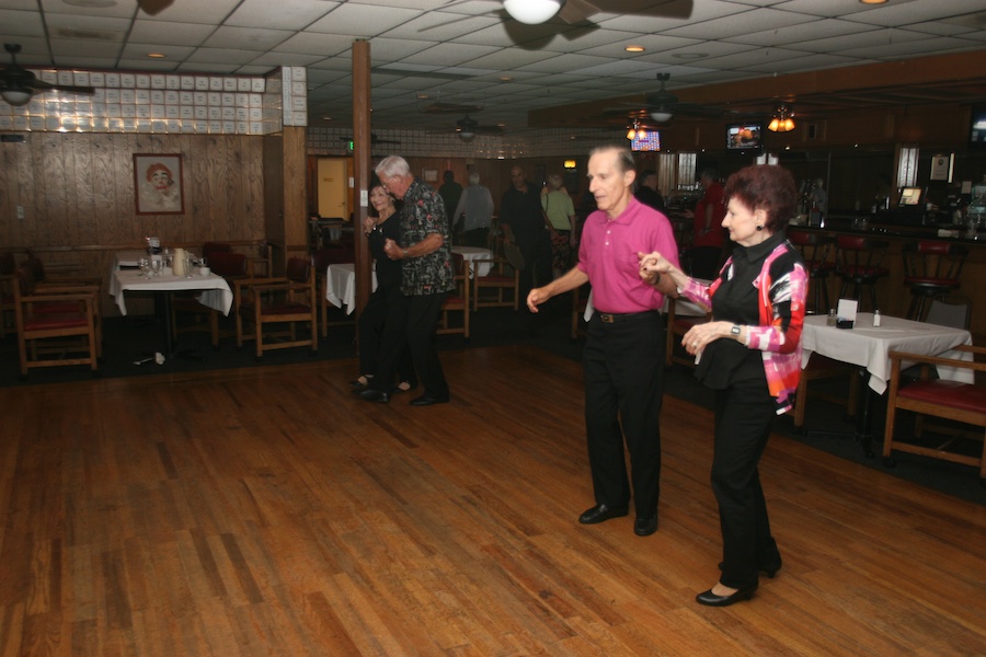 Lisa &  Fiona join us at the Elks September 7th