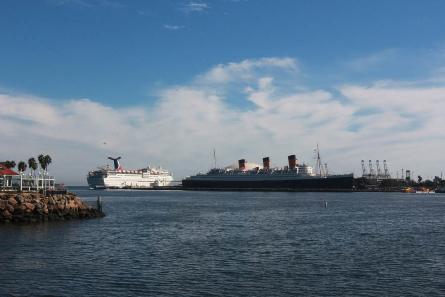 An afternoon with the Cathey's and Liles' in Long Beach Harbor