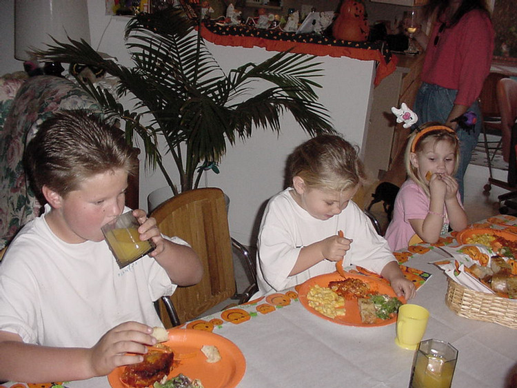 Halloween 2000 Pumpkin Carving