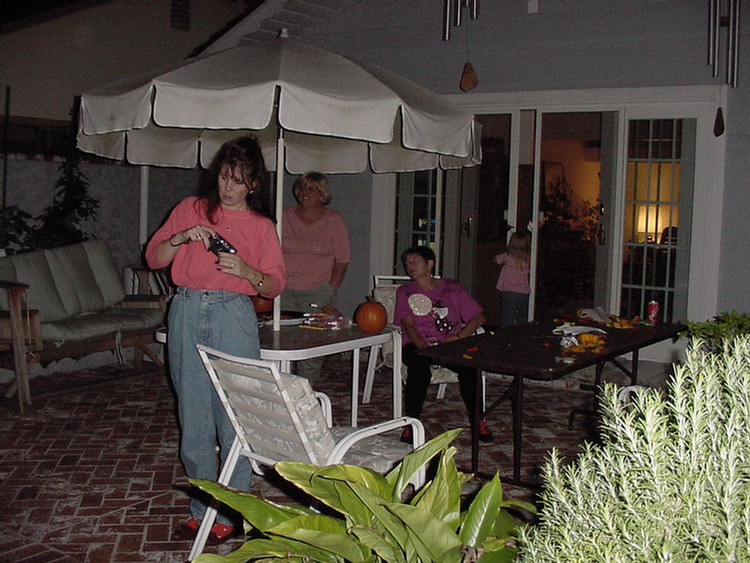 Halloween 2000 Pumpkin Carving