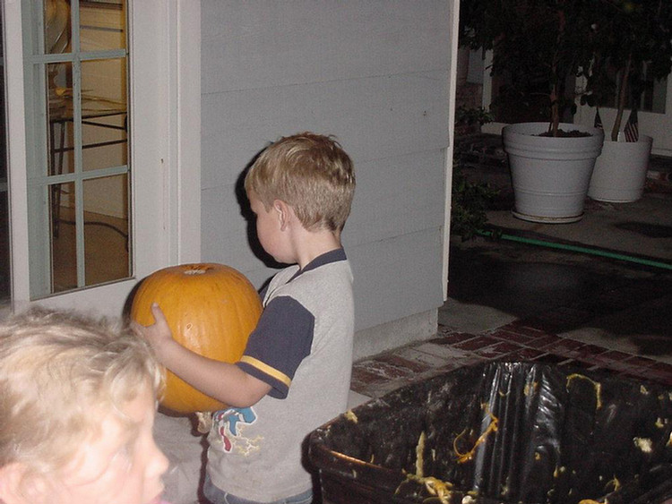 Halloween 2001 Pumpkin Carving