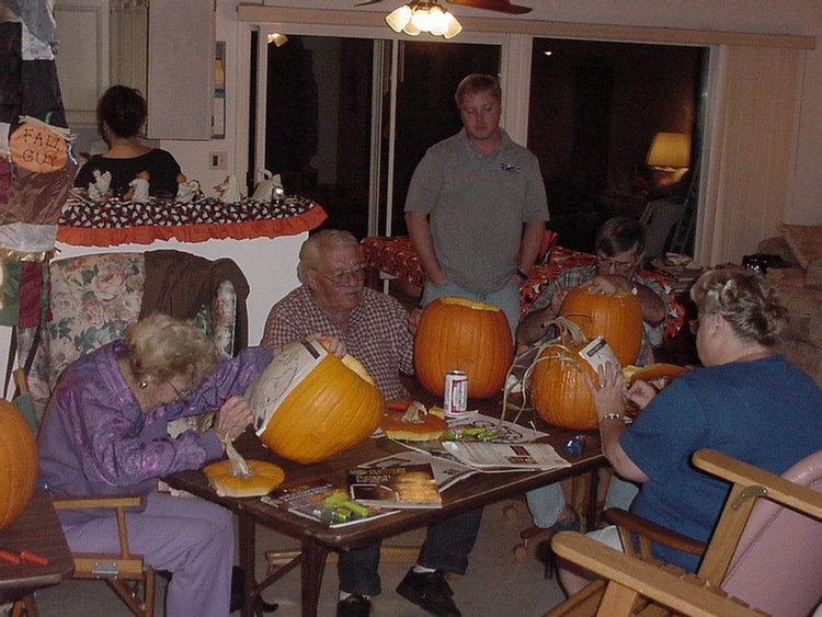 Halloween 2001 Pumpkin Carving