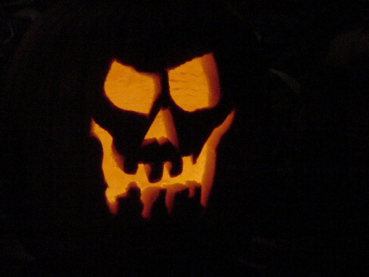 Halloween 2001 Pumpkin Carving