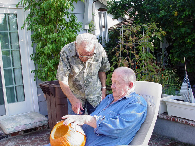 Halloween 2004 Pumpkin Carving