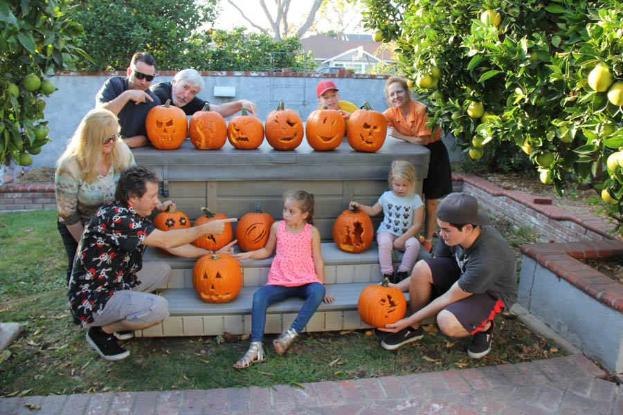 The Liles' Family pumplin carving 10/28/2017