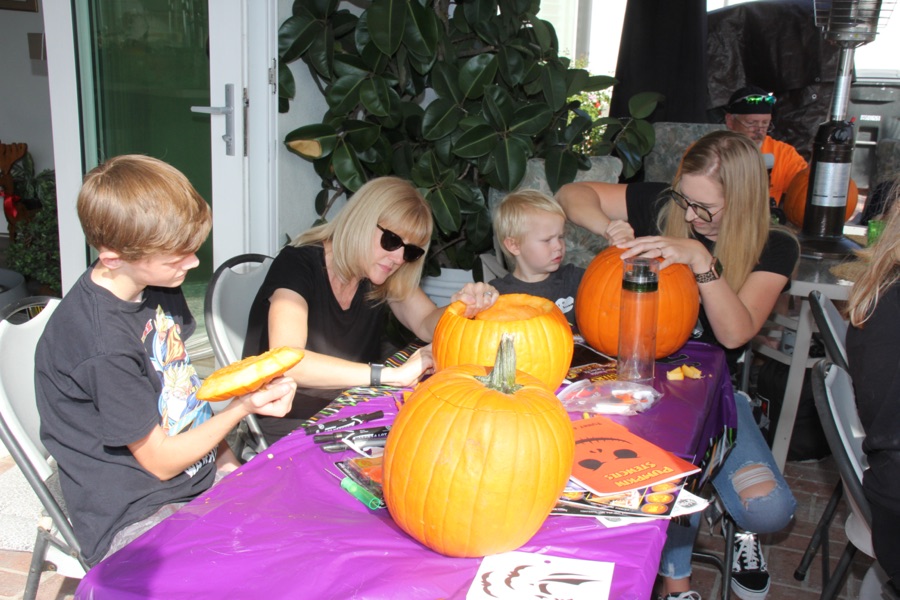 Pumpkin carving 2021 at Casa Valencia