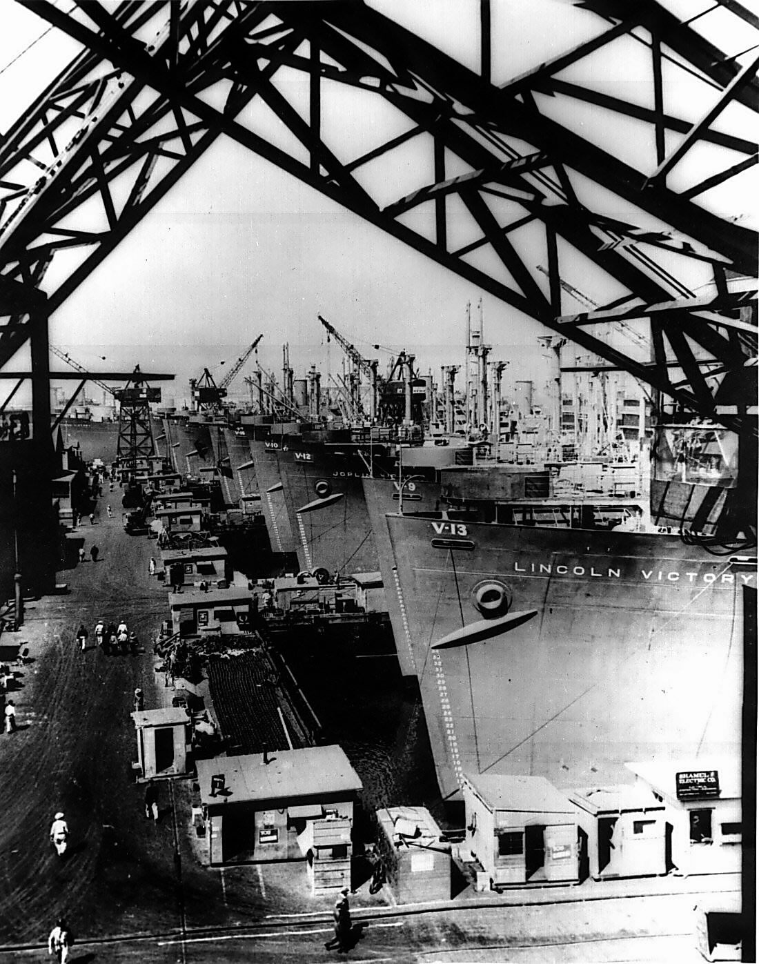 West coast shipyard 1944