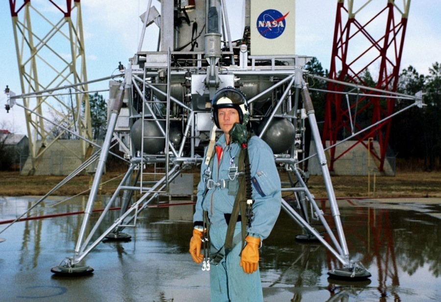 Memories of the Apollo Program - Paul was there
