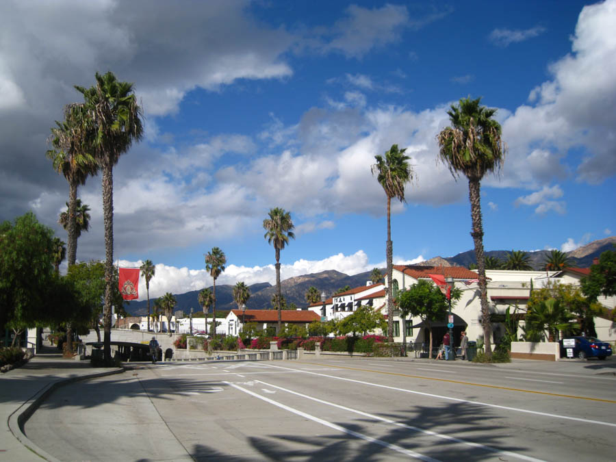 An Art Deco Adventure to Santa Barbara via vintage railroad cars November 1st, 2014