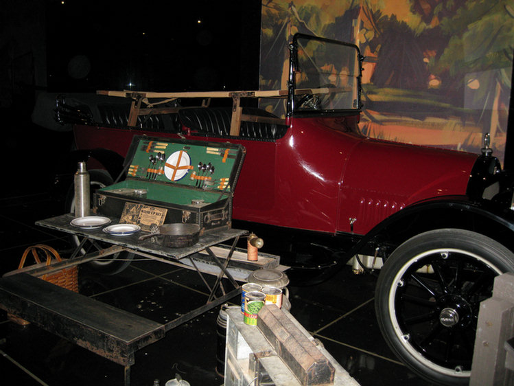 Petersen's Car Museum July 2008