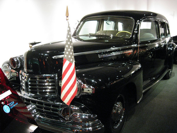 Petersen's Car Museum July 2008