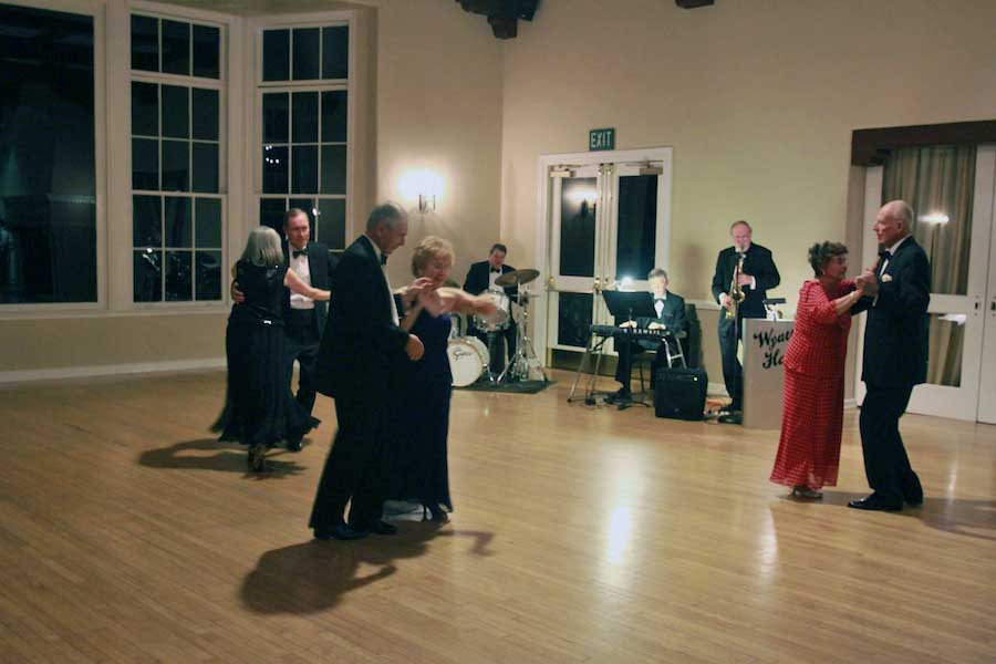 Dancing with the Rondeliers March 2013