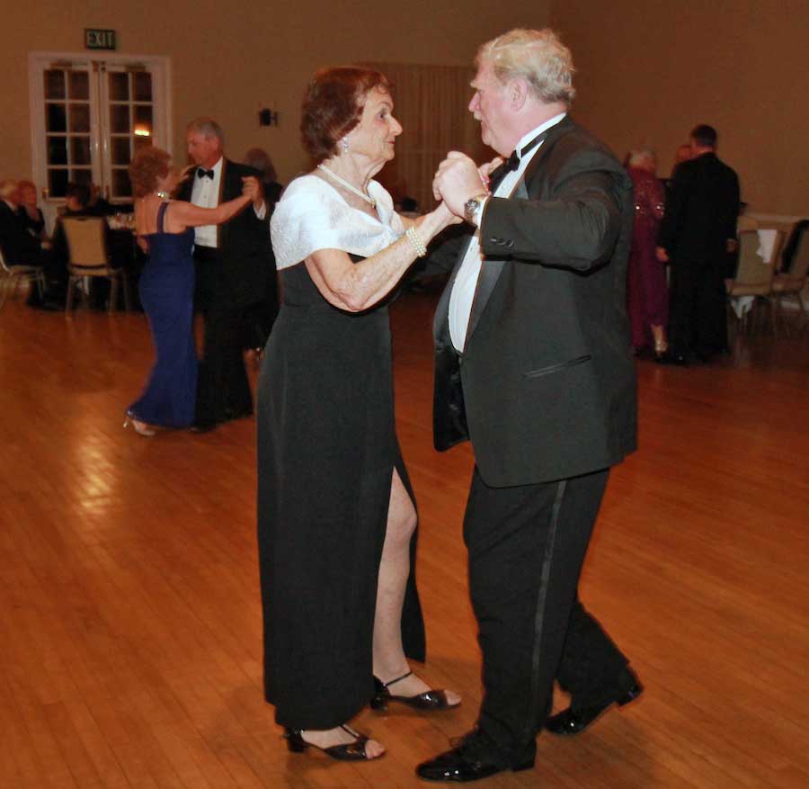 Dancing with the Rondeliers March 2013