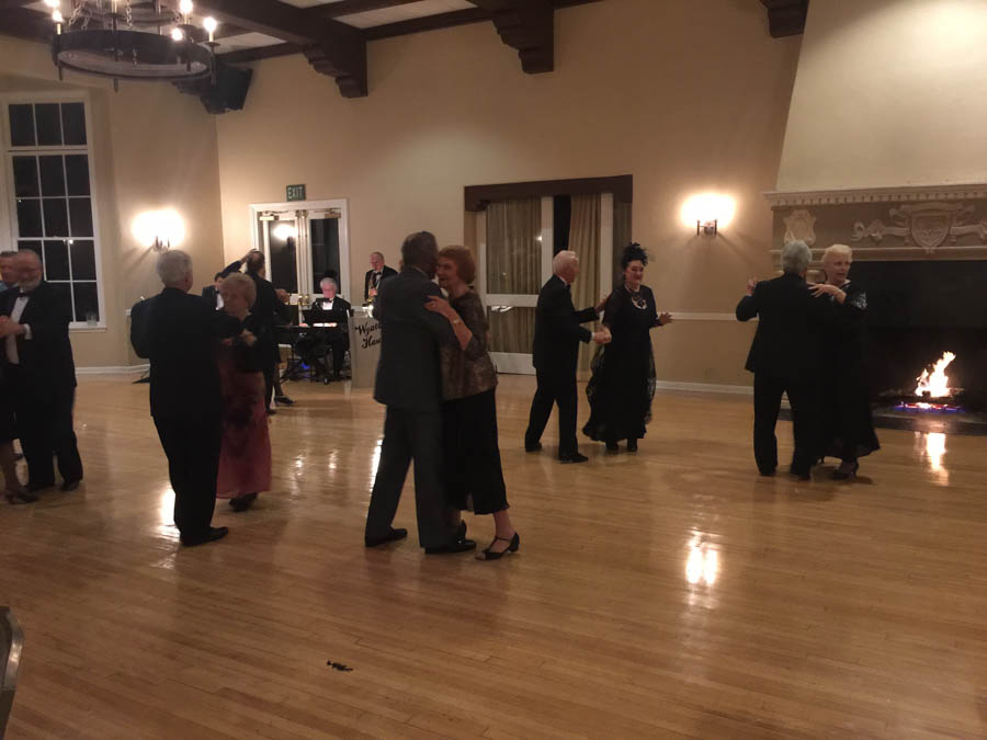 Rondeliers remembering the dancing and music of the 1920's January 8th 2015