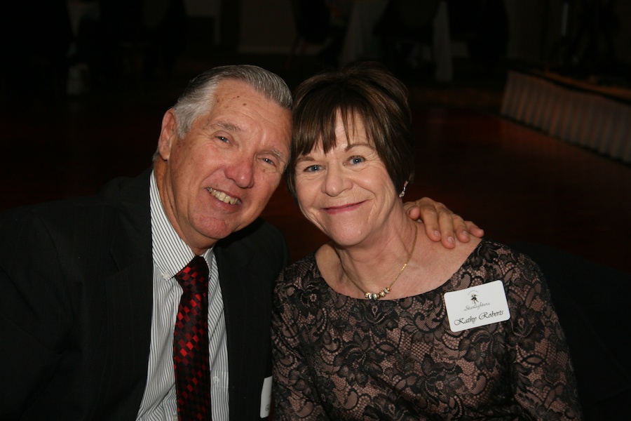 Who was at the Yorba Linda Country Club for the Starlighters January 2012 dance?