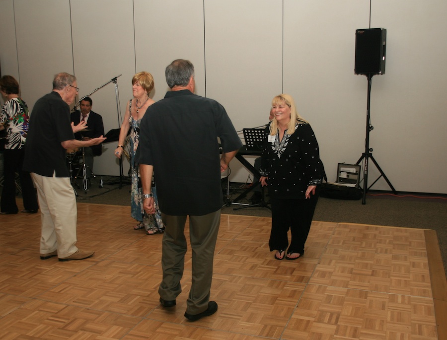 The dancing ocntinued well into the night at the Staerlighter's Summer Casual 2012