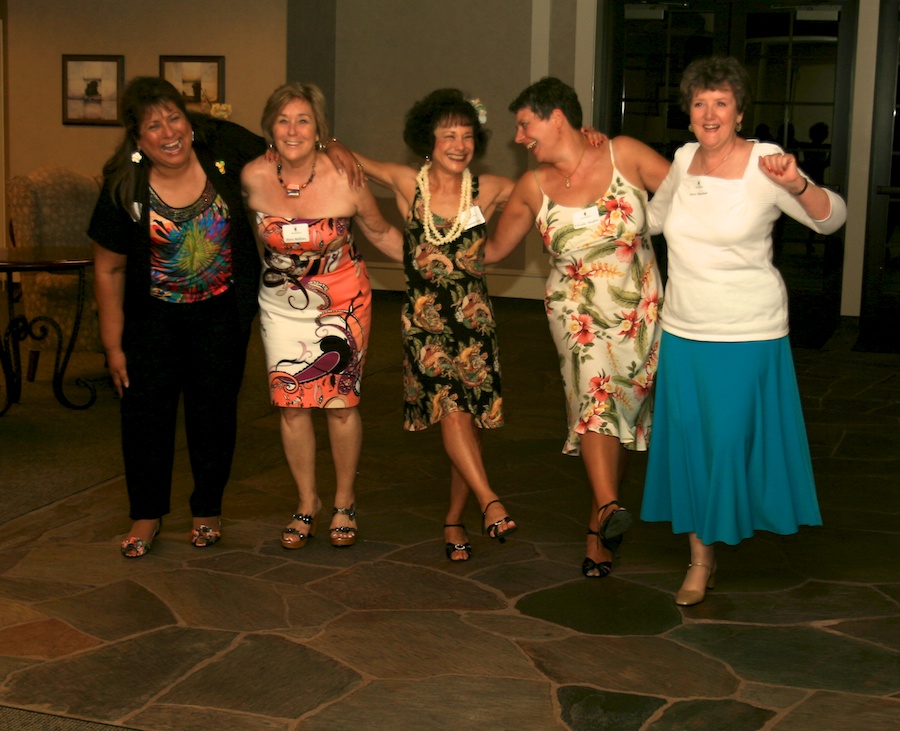 The dancing ocntinued well into the night at the Staerlighter's Summer Casual 2012