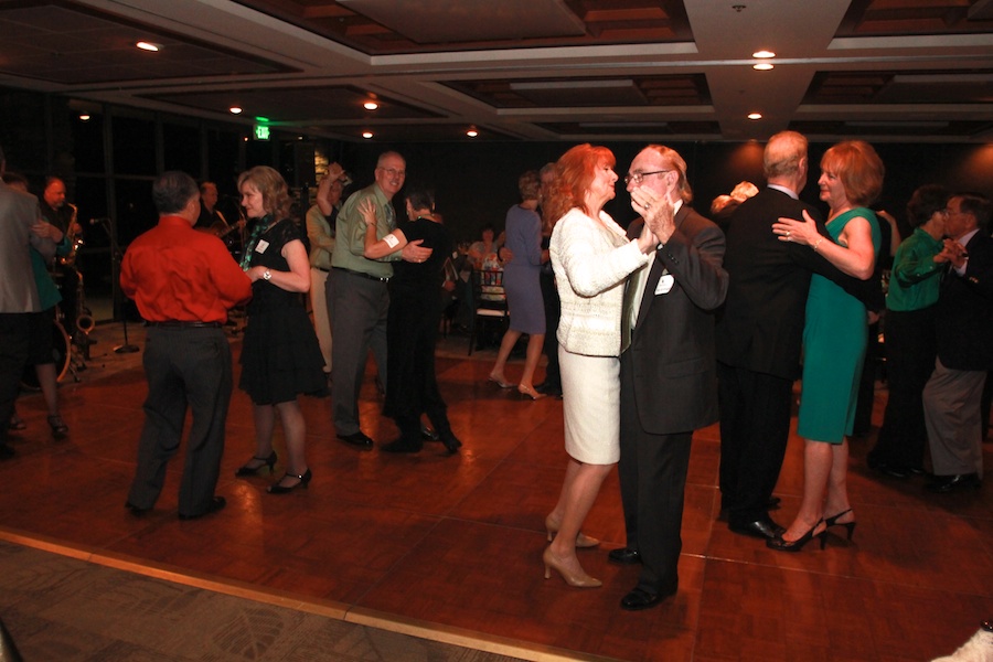 Who was at the Starlighter's March 2013 dance at Alta Vista Country Club??