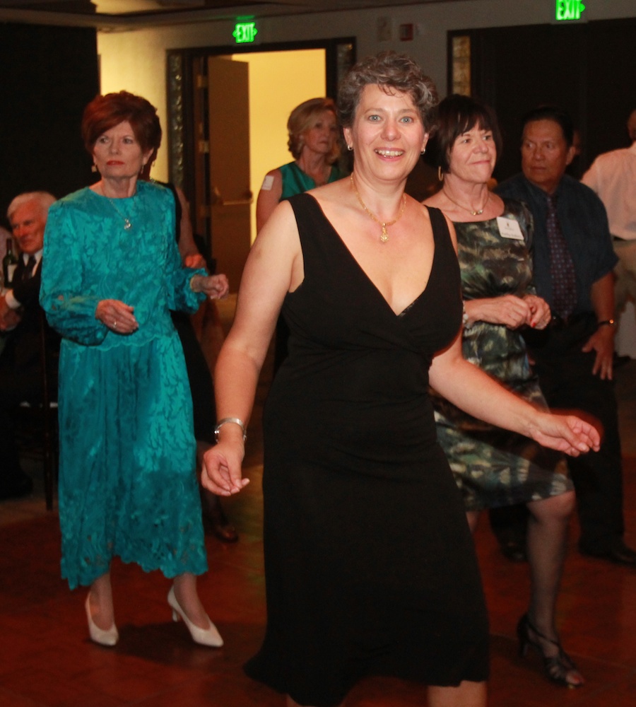 Who was at the Starlighter's March 2013 dance at Alta Vista Country Club??