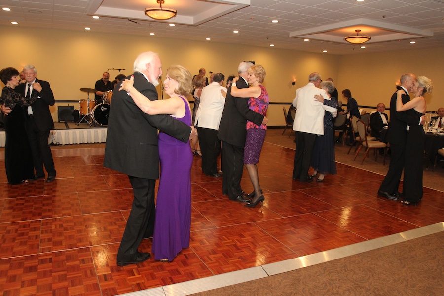 Starlighters November 16th Yorba Linda dinner dance