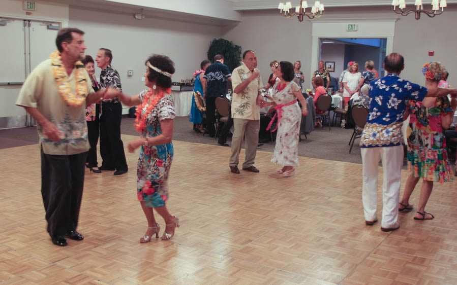Dancing in Hawaii with the Starlighters 7/18/2015