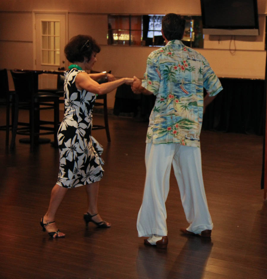 Starlighters dance in Hawaii July 2016