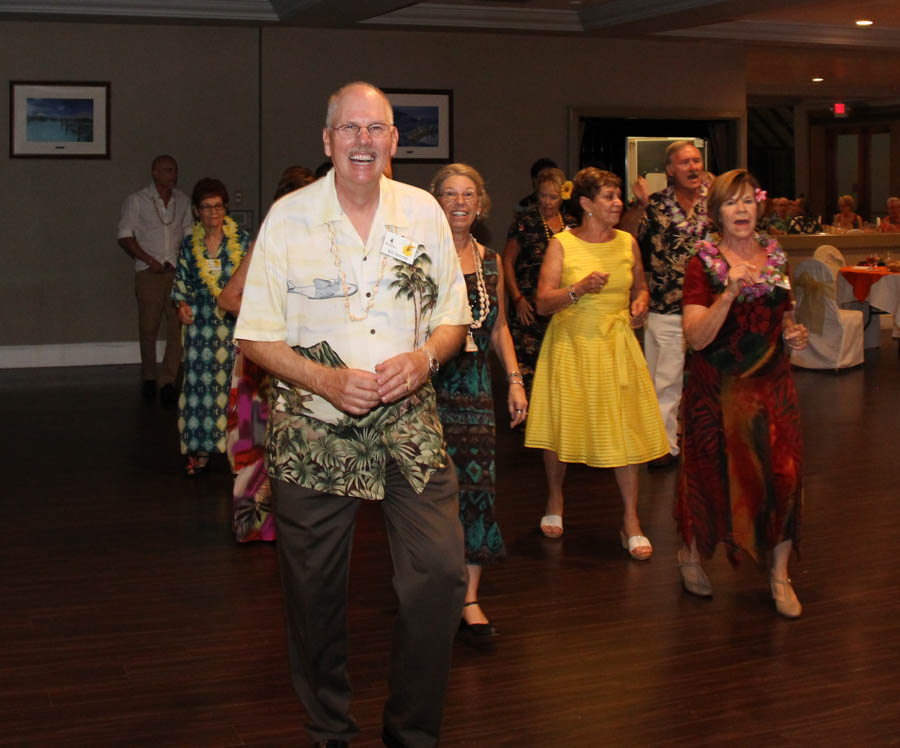 Starlighters dance in Hawaii July 2016