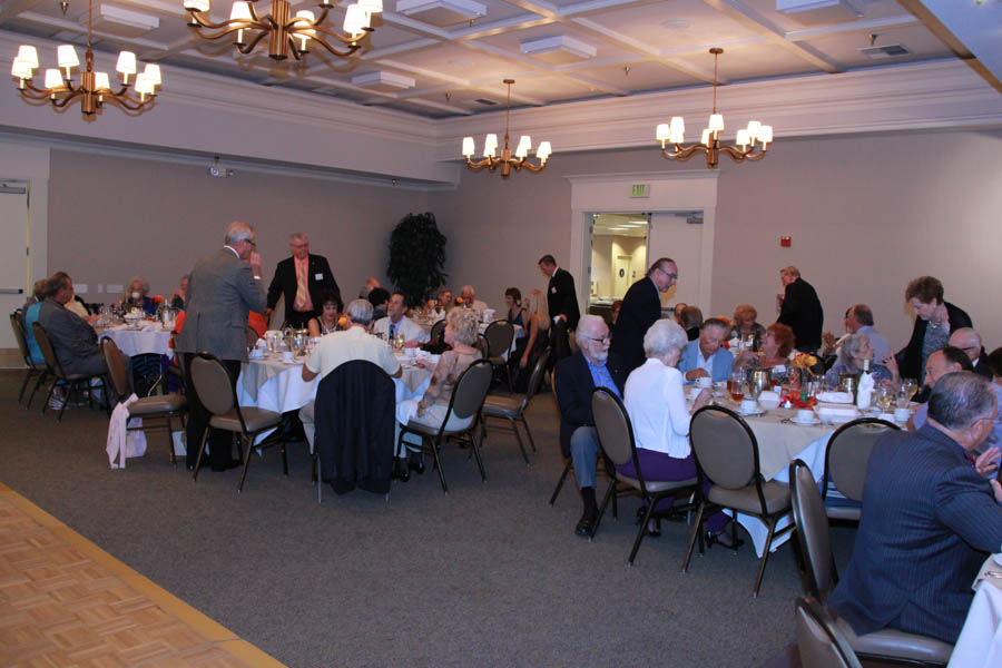 Starlighter's Dance Club Fall Semi-Formal at the Mile Square Park on 9/17/2016