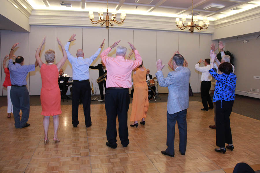 Starlighter's Dance Club Fall Semi-Formal at the Mile Square Park on 9/17/2016