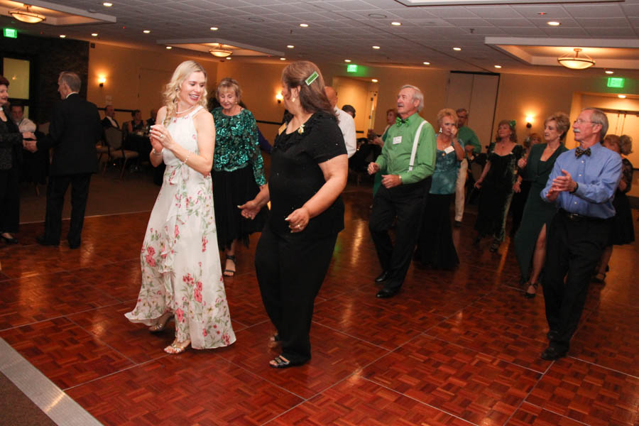 Dinner dancing at Yorba Linda Country Club on St. Patrick's Day 2018 with the Starlighter's Dance Club