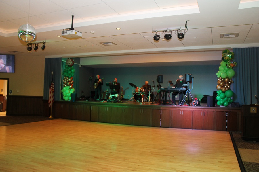 St Patrick's Day at the Starlighters Dance 2024