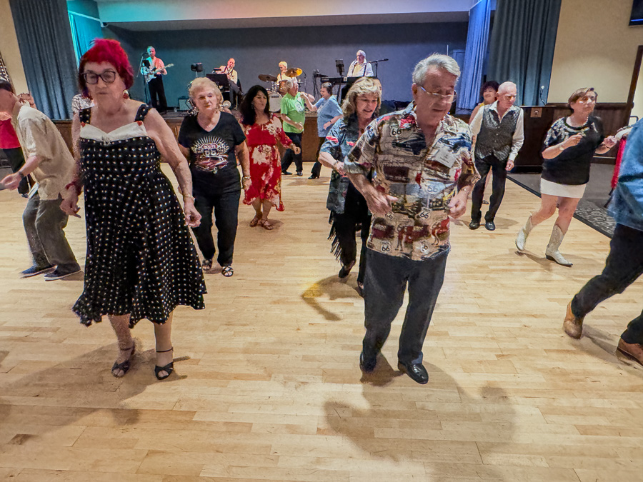 2025-09-21 Post Dinner Dancing With The Starlighters