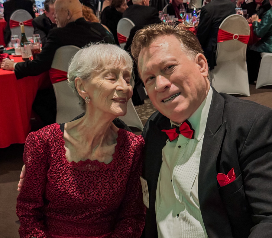 2025-11-16 Starlighters Dinner