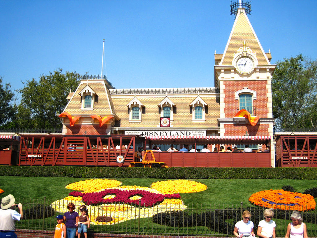 Life Day 2007 At Disneyland