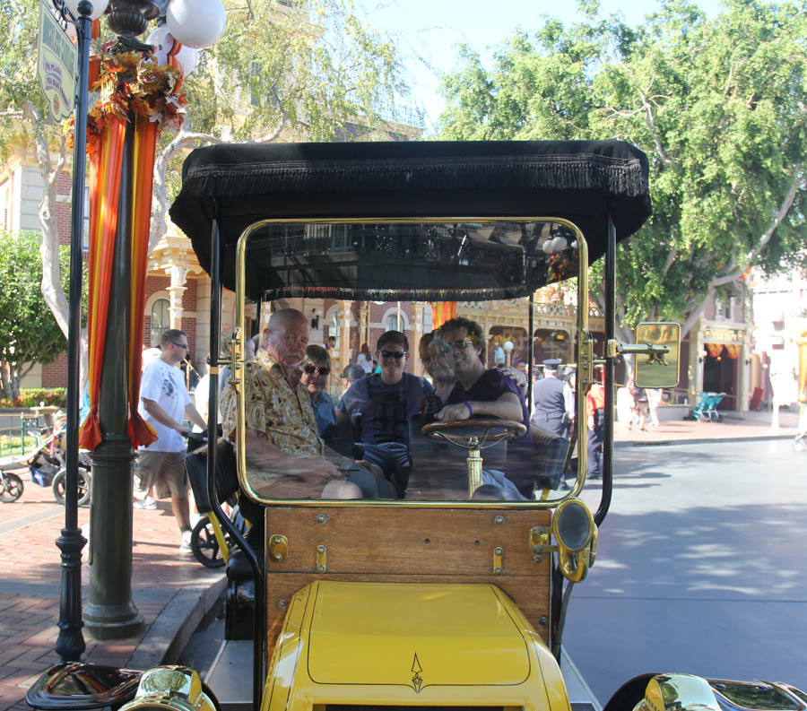 Life Day Seventeen at Disneyland with the Duda's