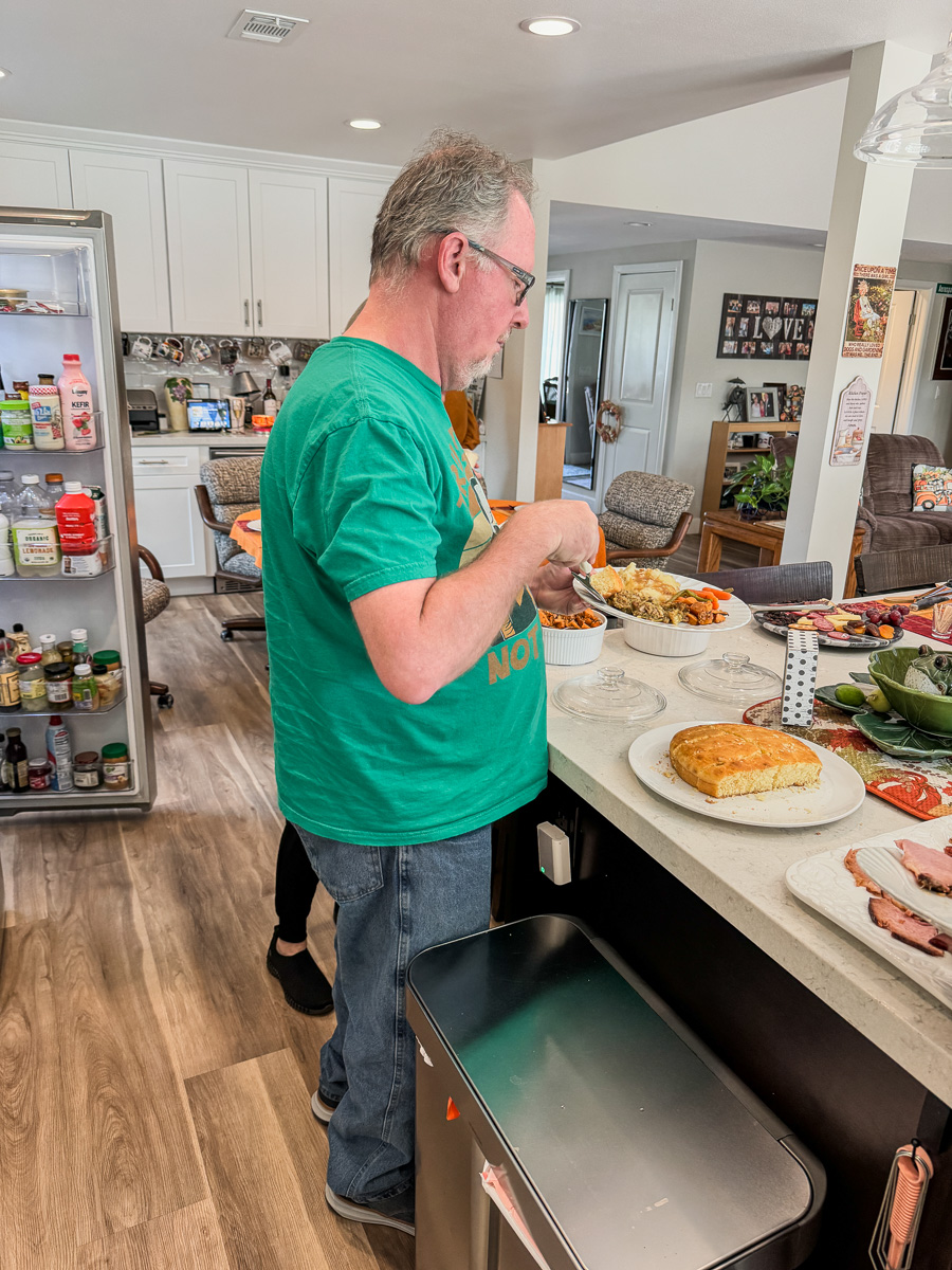 2-25-11-27 Thanksgiving