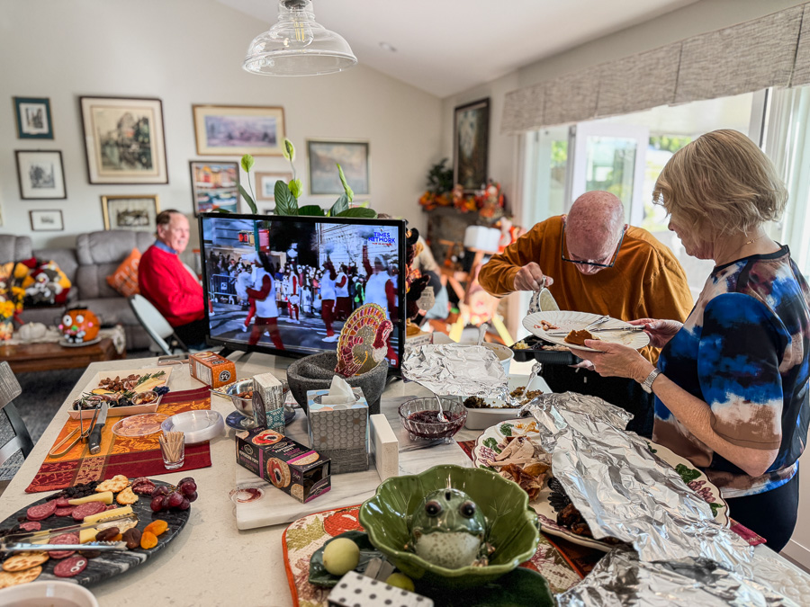 2-25-11-27 Thanksgiving