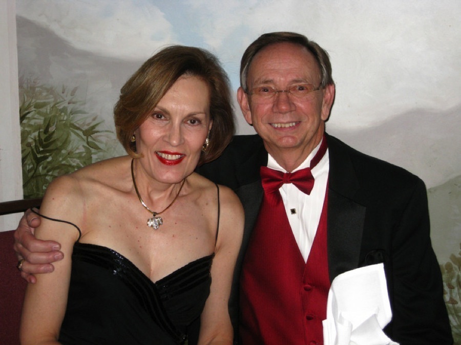 Mistletoe Ball 2009
