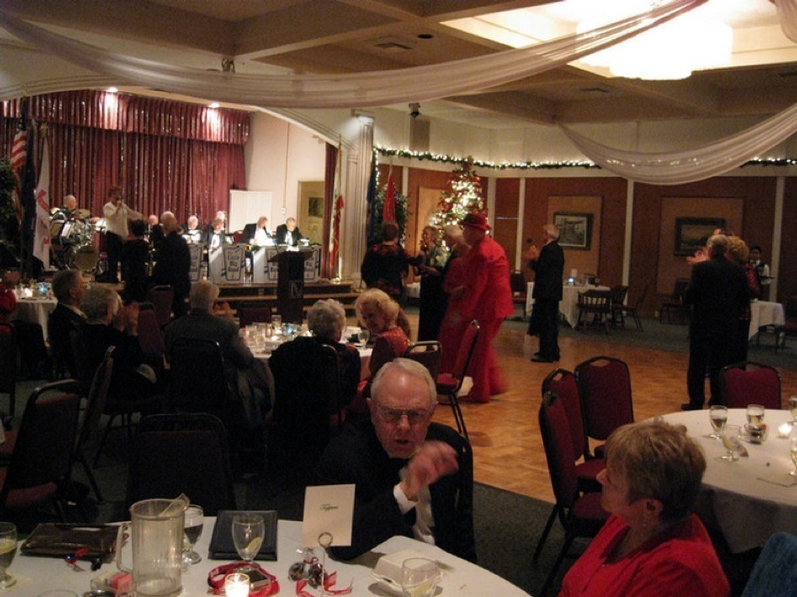 Topper's Mistletow Ball 2008