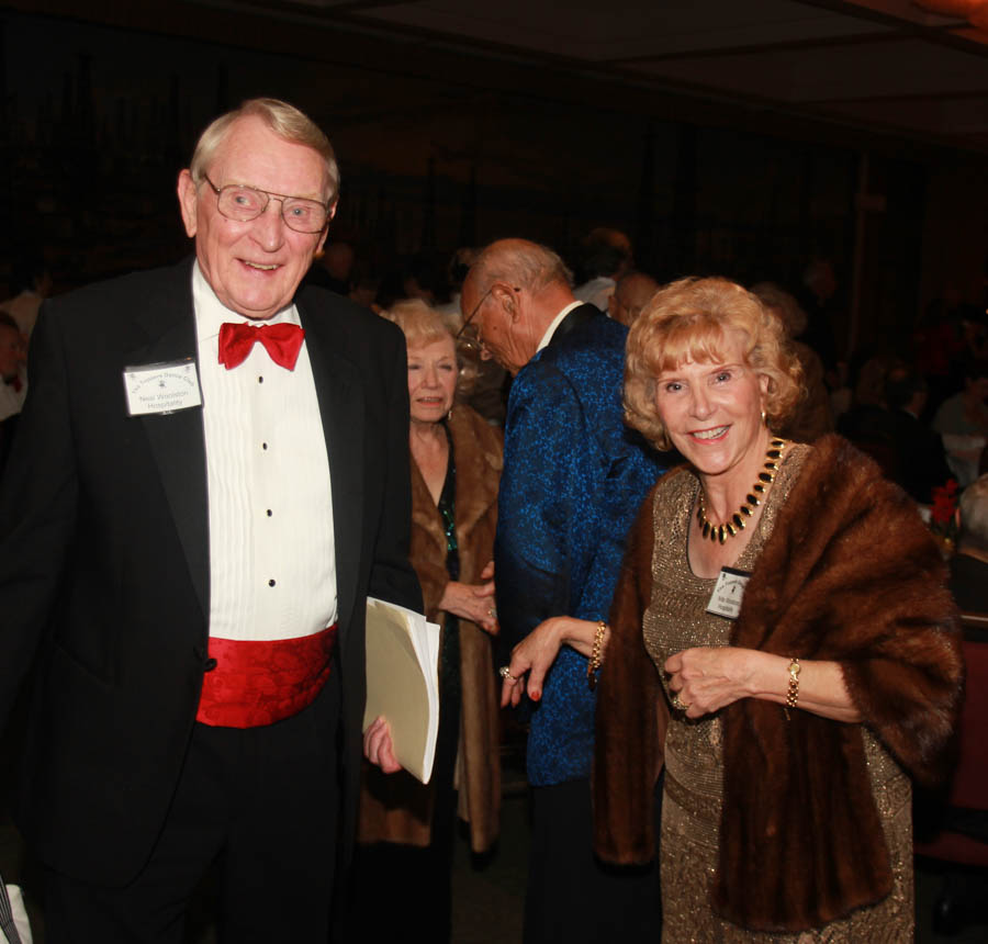 Dancing at the Mistletoe Ball with the Toppers December 2014