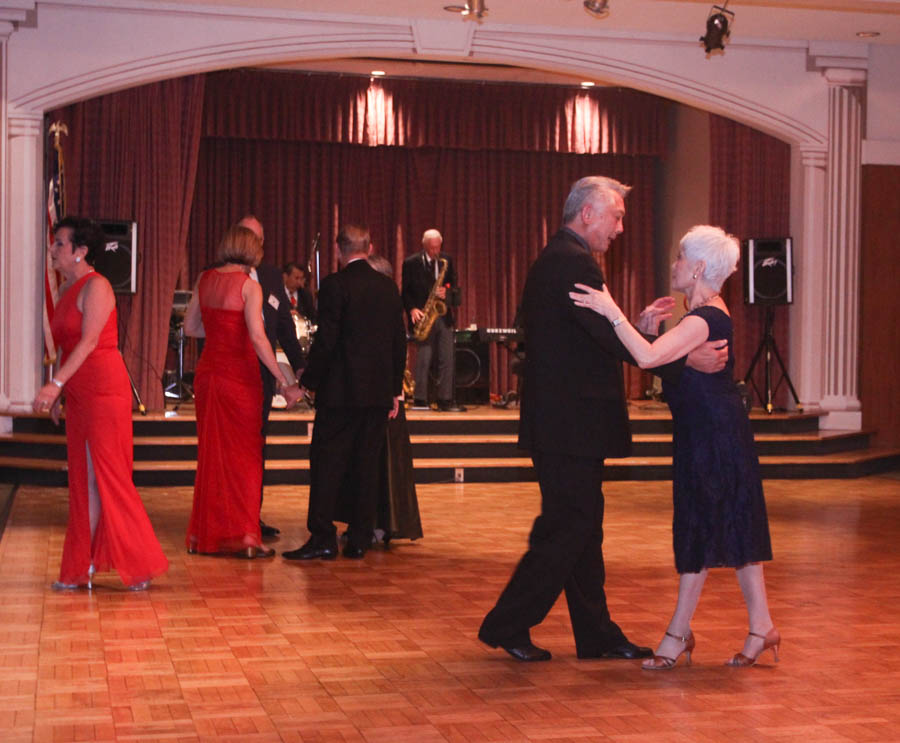 Topper's Dance Club Mistletoe Ball 12/18/2015