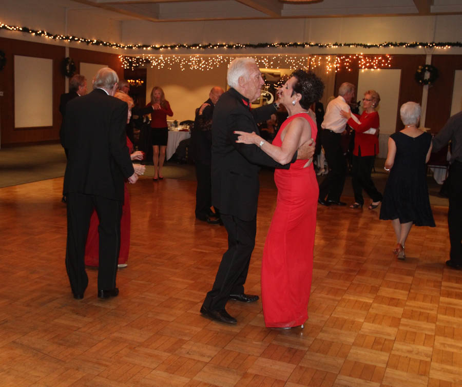 Topper's Dance Club Mistletoe Ball 12/18/2015