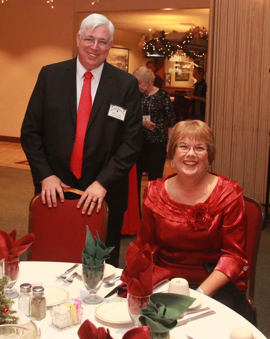 Topper's Mistletoe Ball 12/18/2015