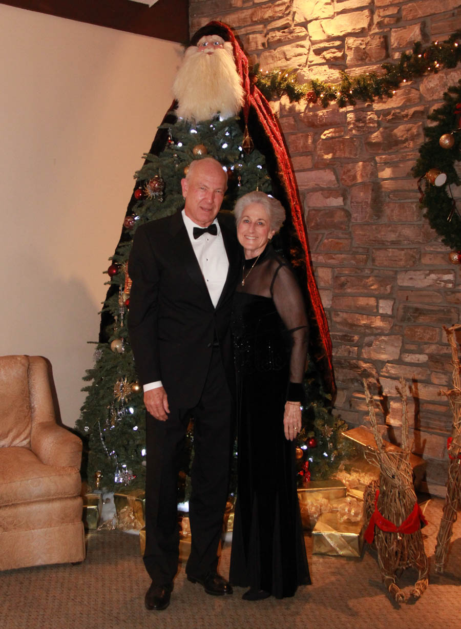 Topper's Mistletoe Ball 12/16/2016 at the Petroleum Club